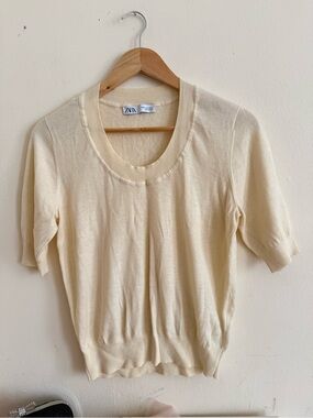 Zara Cream Ribbed Crewneck Knit Top